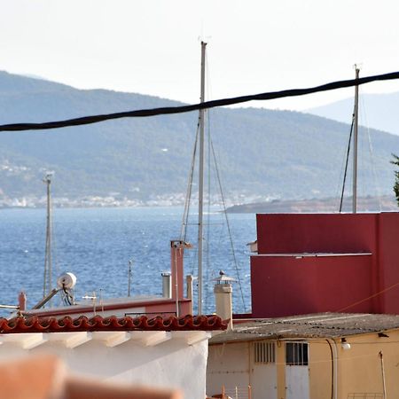 Апартаменты Αρχοντικό Σπίτι Στην Αίγινα Экстерьер фото
